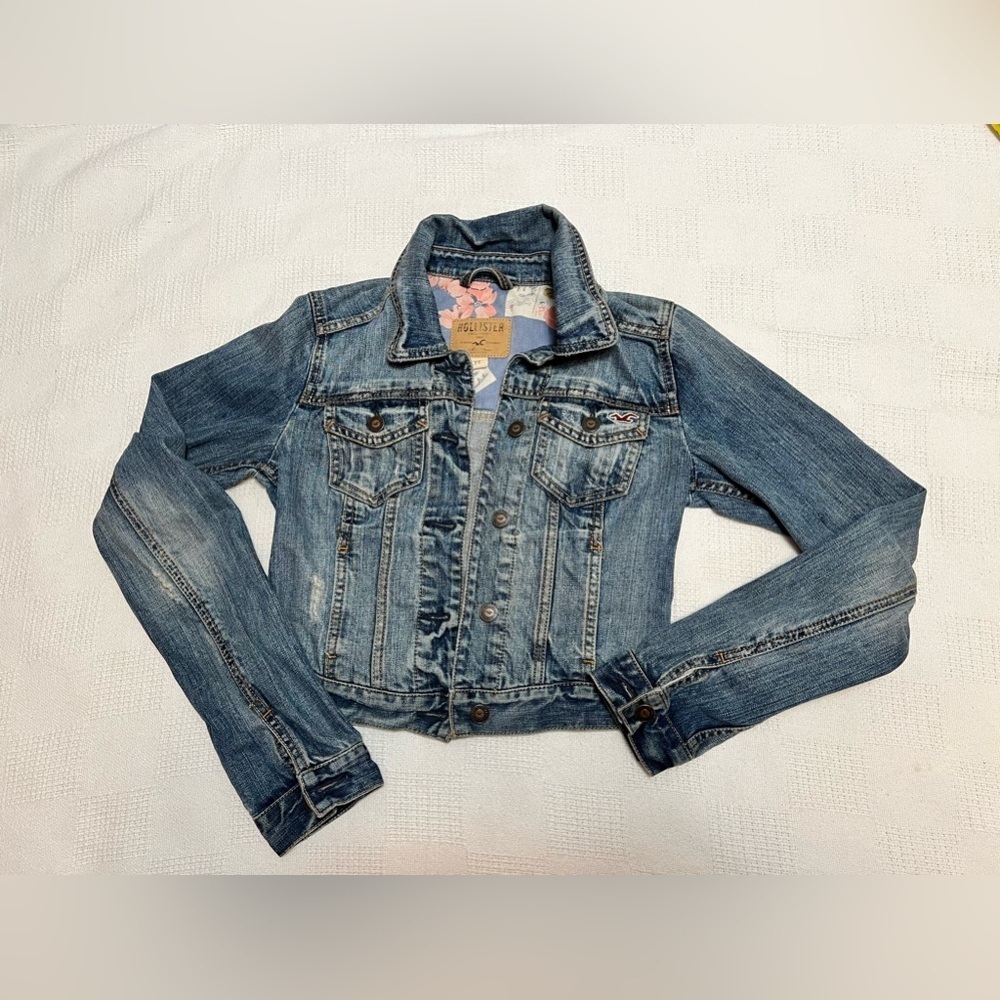 Vintage Y2K Hollister distressed Jeans jacket